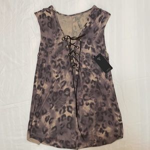 NWT Guess leopard print tie up top